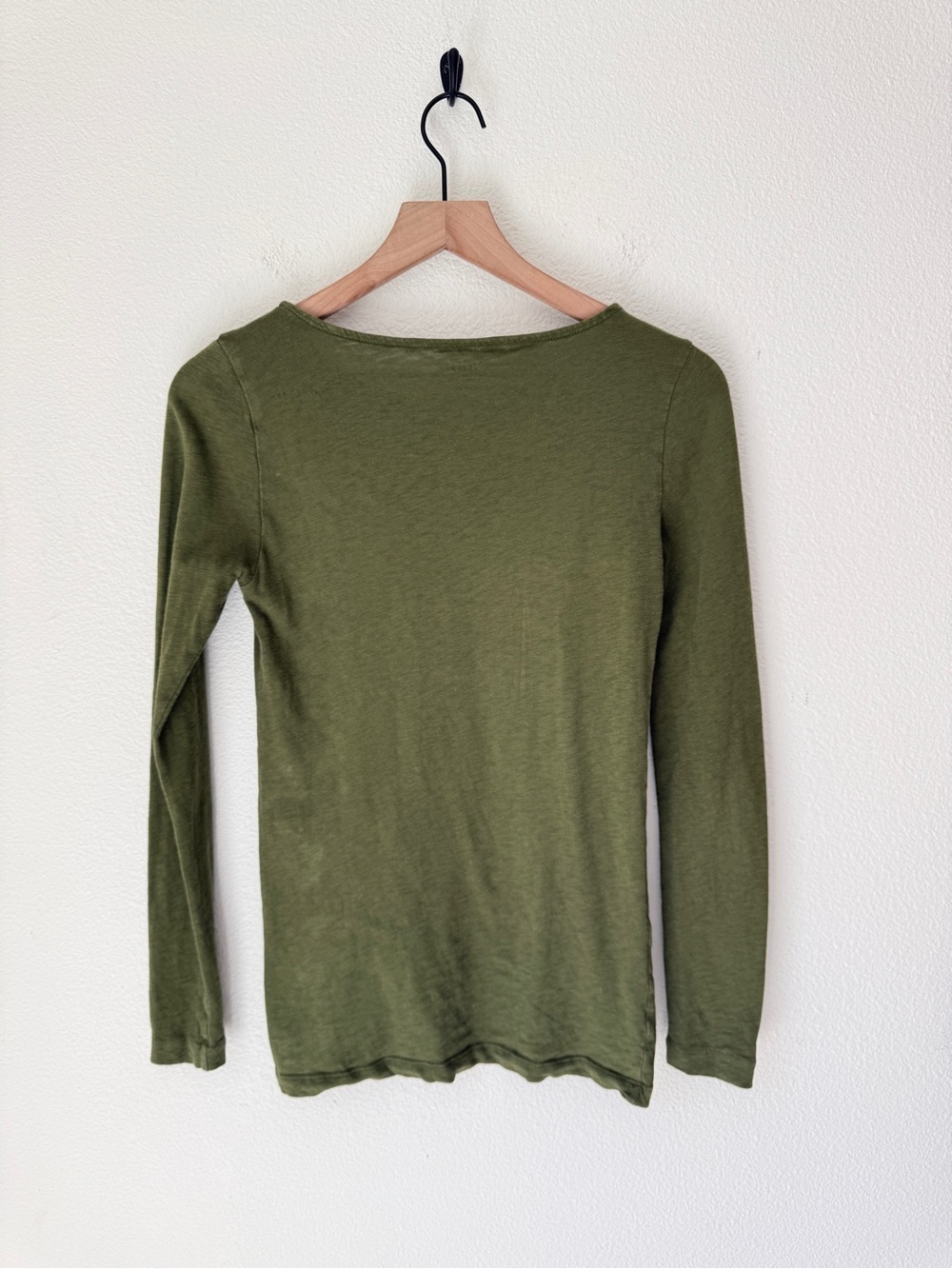 J.Crew Painter tee - Olive Long Sleeve Tee Shirt - 100% cotton - Small - Picture 2 of 7